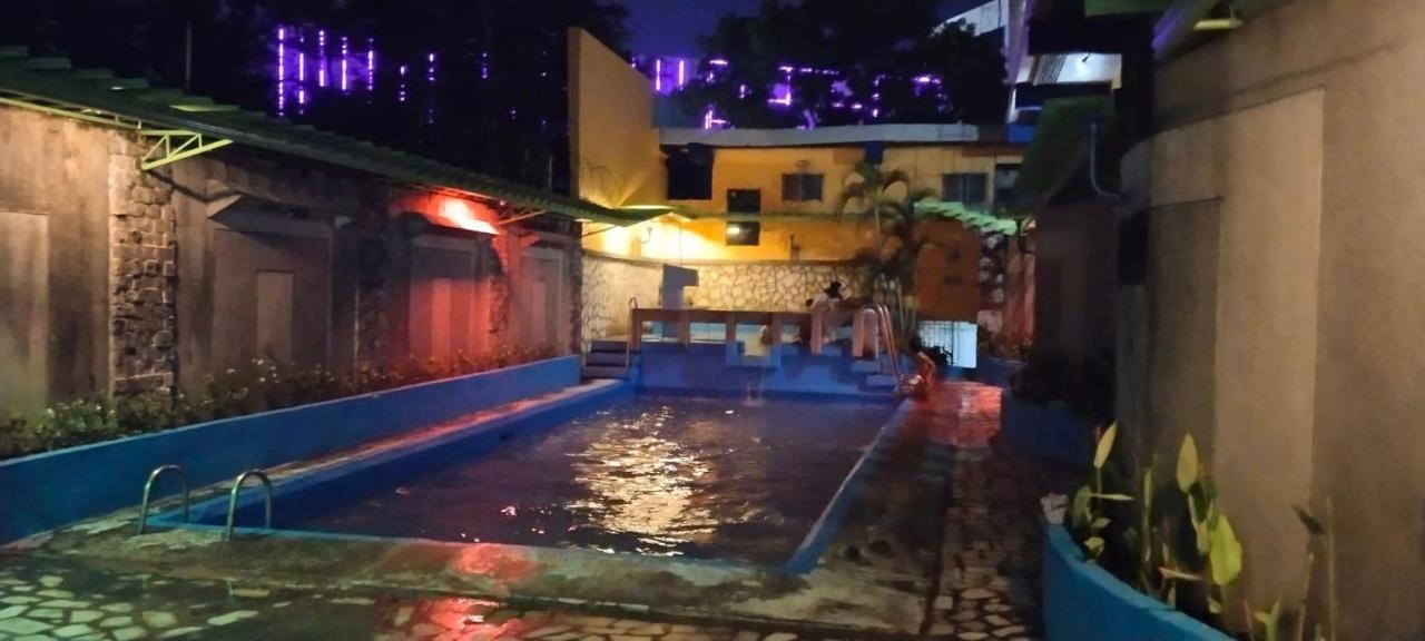 2 Hotel Saleh 앙헬레스 외부 사진