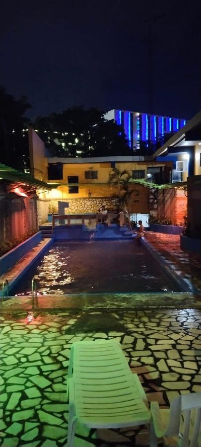 2 Hotel Saleh 앙헬레스 외부 사진