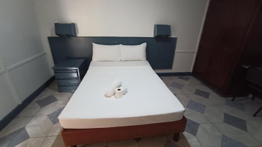 2 Hotel Saleh 앙헬레스 외부 사진