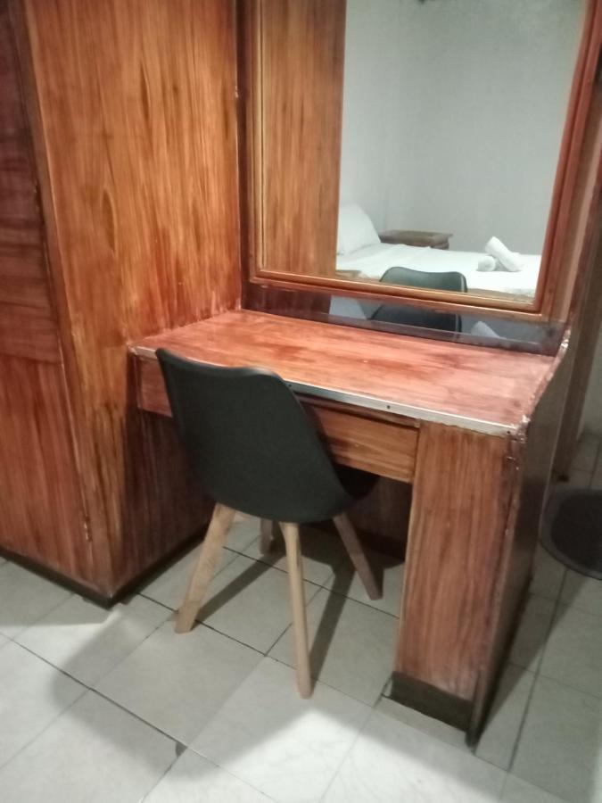 2 Hotel Saleh 앙헬레스 외부 사진