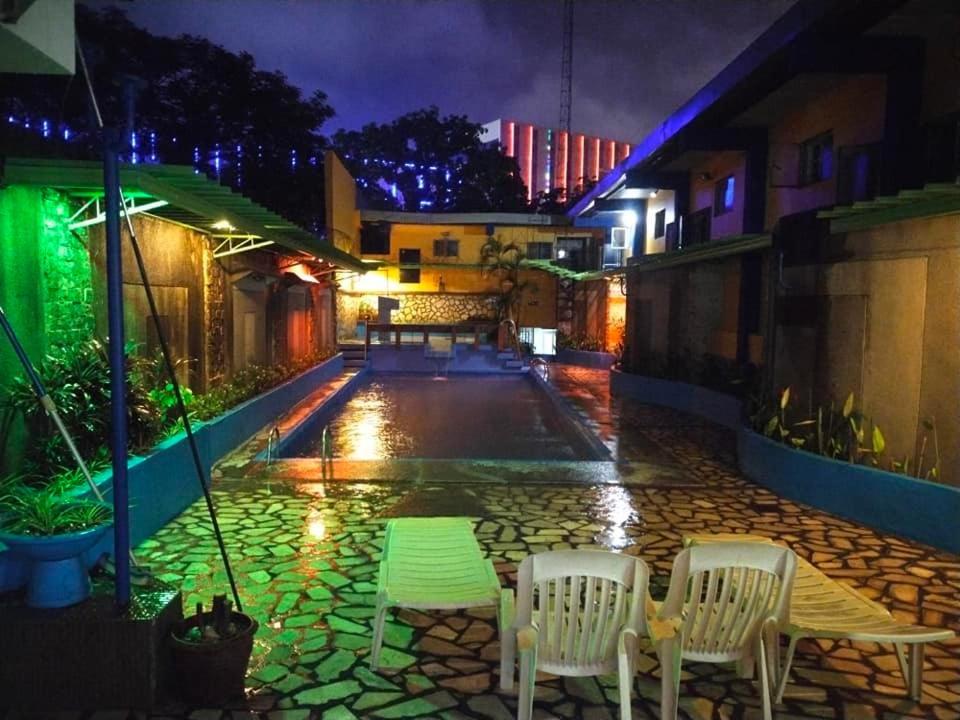 2 Hotel Saleh 앙헬레스 외부 사진