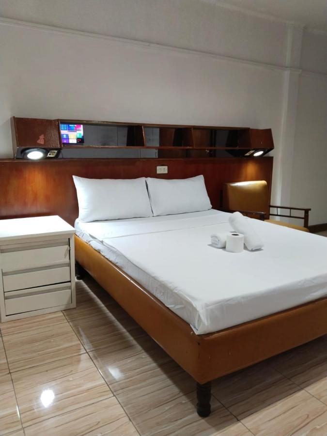 2 Hotel Saleh 앙헬레스 외부 사진